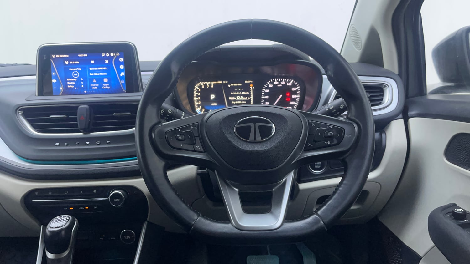 Used 2024 Tata Altroz XZA Petrol Petrol Automatic interior STEERING VIEW