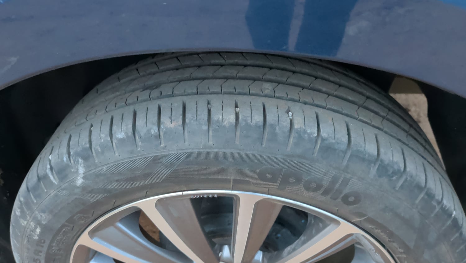 Used 2019 Maruti Suzuki Ciaz Alpha Hybrid 1.5 Petrol Manual tyres LEFT REAR TYRE TREAD VIEW