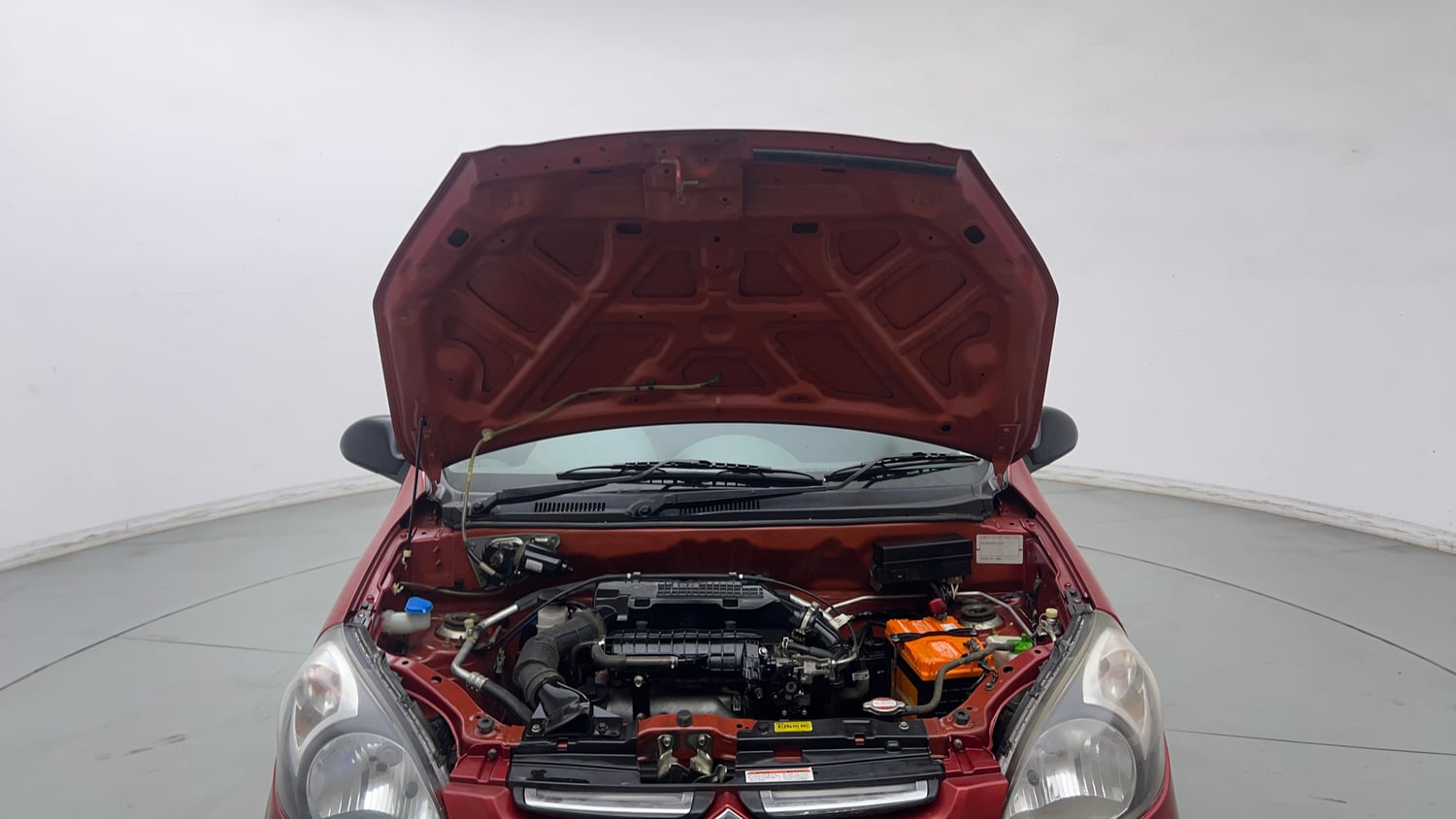 Used 2013 Maruti Suzuki Alto 800 Lxi Petrol Manual engine ENGINE & BONNET OPEN FRONT VIEW