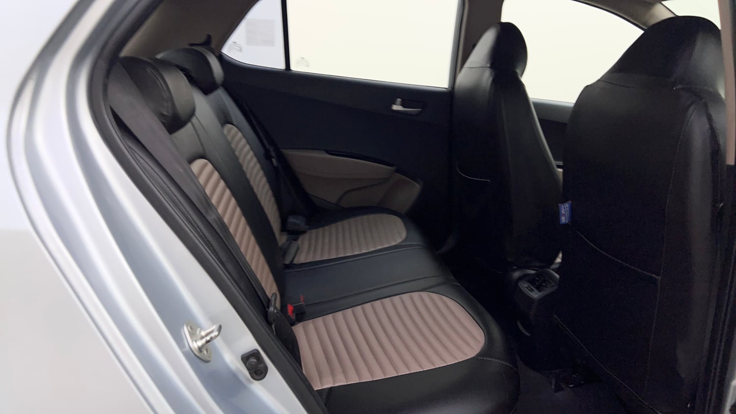 Used 2019 Hyundai Grand i10 Asta 1.2 Kappa VTVT Petrol Manual interior RIGHT SIDE REAR DOOR CABIN VIEW