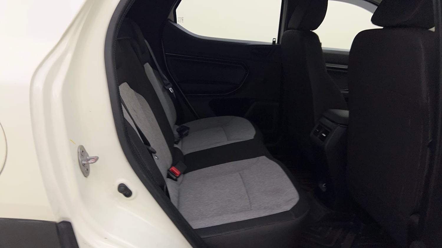 Used 2025 Renault Kiger RXL Petrol Manual interior RIGHT SIDE REAR DOOR CABIN VIEW