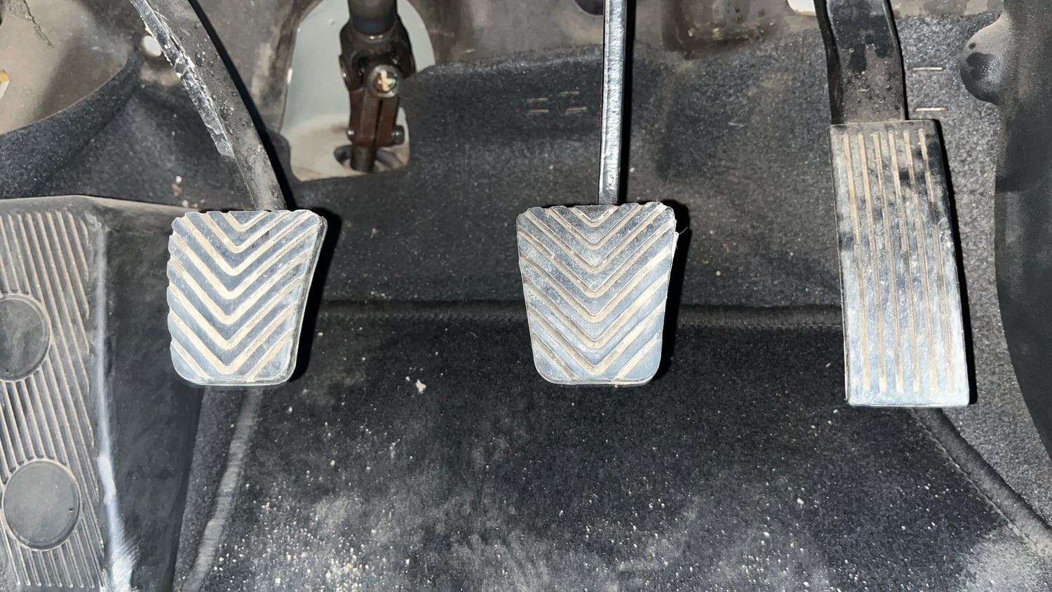 Used 2012 Hyundai i20 Asta 1.2 Petrol Manual interior PEDALS VIEW
