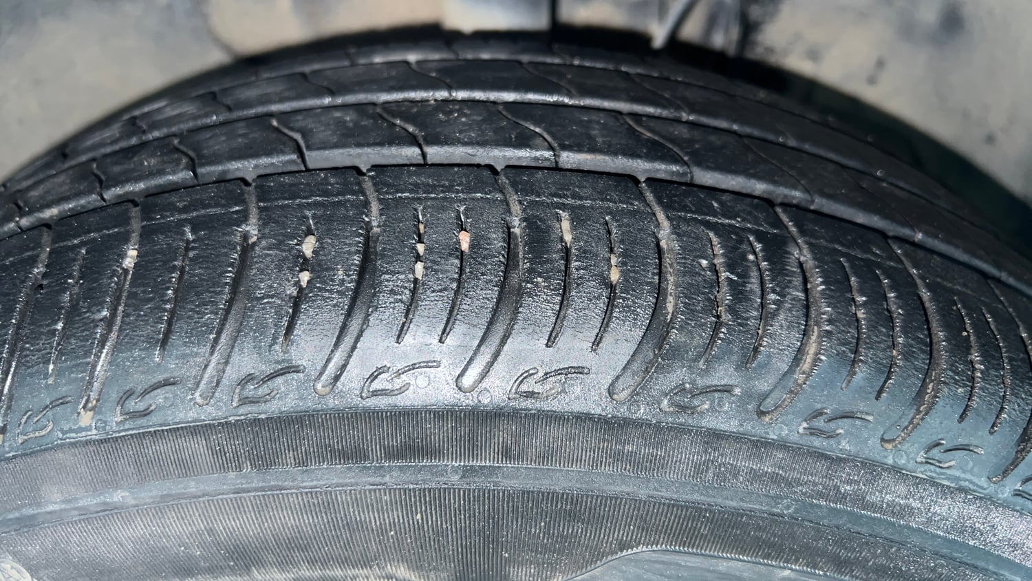 Used 2024 Tata Tigor XM iCNG Cng Manual tyres RIGHT FRONT TYRE TREAD VIEW