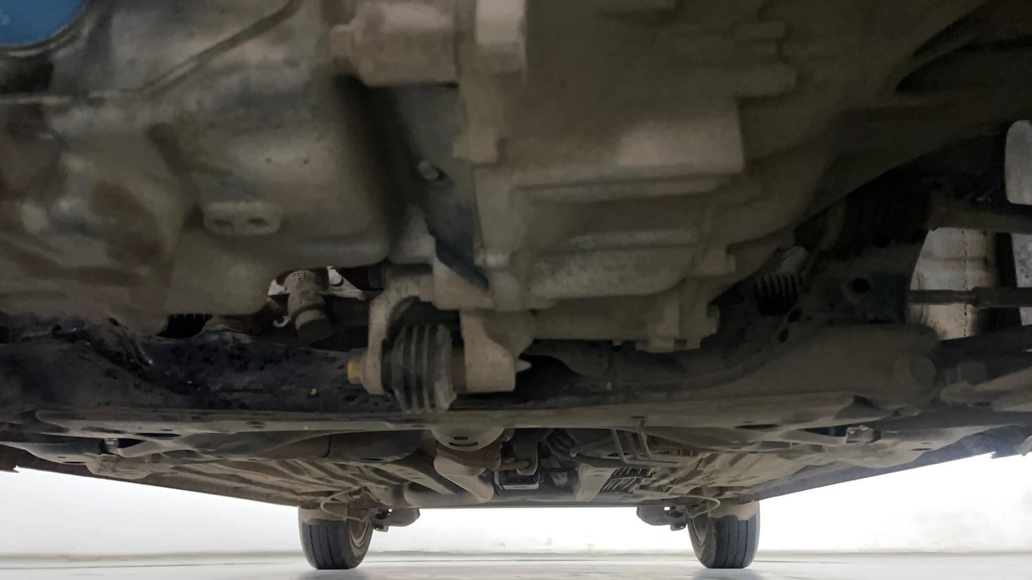 Used 2023 Honda Amaze VX MT 1.2 Petrol Petrol Manual extra FRONT LEFT UNDERBODY VIEW