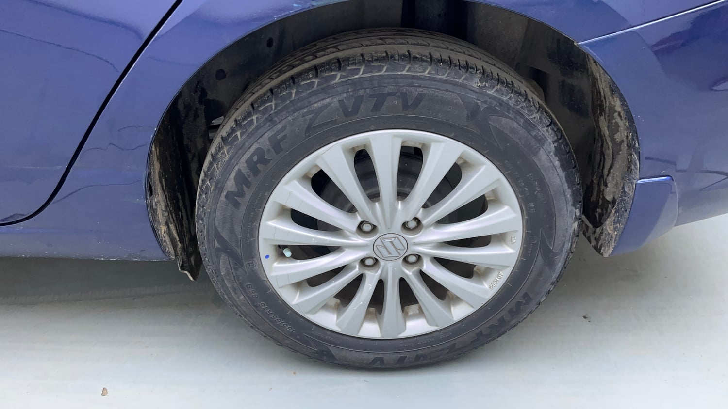 Used 2018 Maruti Suzuki Ciaz Zeta Hybrid 1.5 AT Petrol Automatic tyres LEFT REAR TYRE RIM VIEW