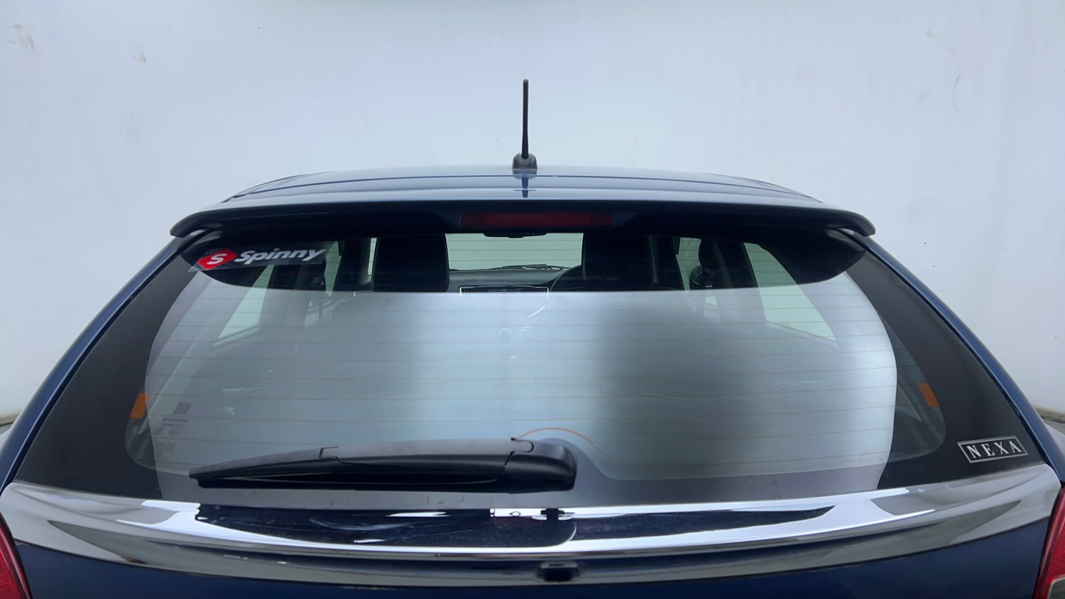 Used 2017 Maruti Suzuki Baleno Zeta 1.2 Petrol Manual exterior BACK WINDSHIELD VIEW