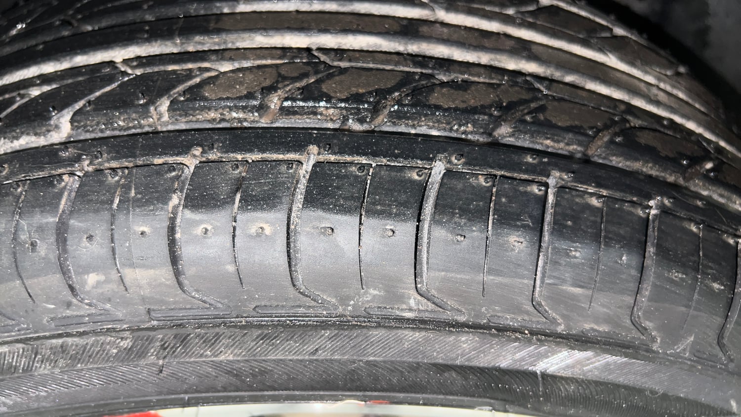 Used 2020 Maruti Suzuki Swift ZXi Plus Petrol Manual tyres LEFT REAR TYRE TREAD VIEW