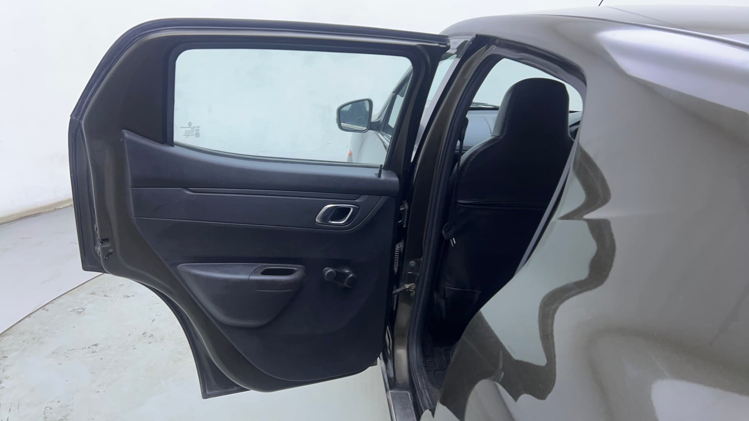 Used 2019 Renault Kwid 1.0 RXT AMT Opt Petrol Automatic interior LEFT REAR DOOR OPEN VIEW