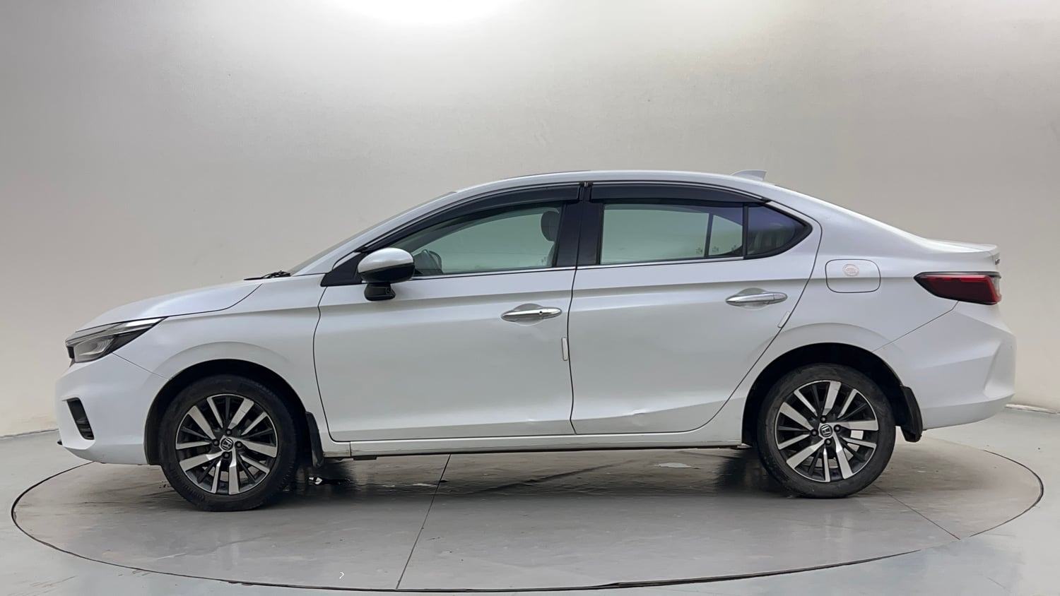 Used 2021 Honda City ZX CVT Petrol Petrol Automatic exterior LEFT SIDE VIEW
