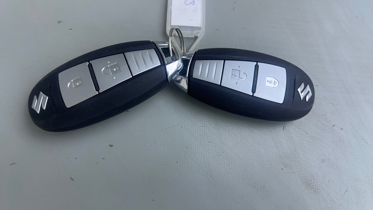 Used 2019 Maruti Suzuki Baleno Alpha 1.2 Petrol Manual extra CAR KEY VIEW