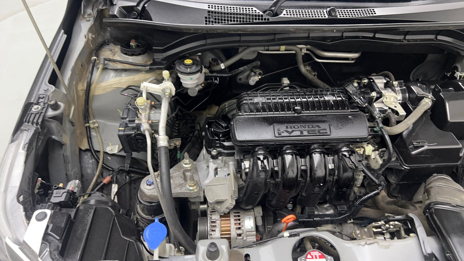 Used 2022 Honda Amaze S MT 1.2 Petrol Petrol Manual engine ENGINE RIGHT SIDE VIEW