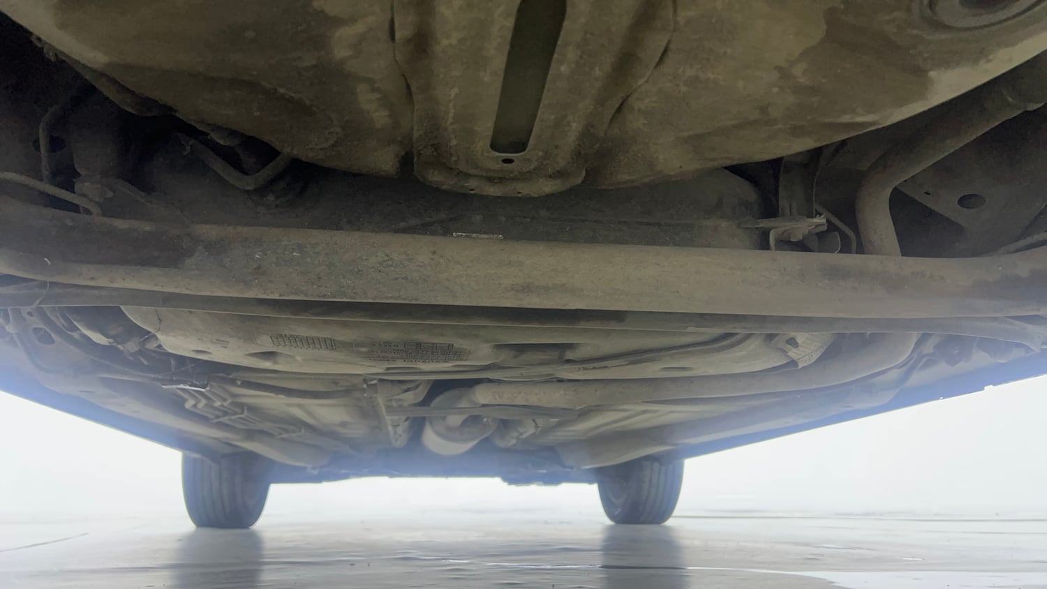 Used 2019 Maruti Suzuki Baleno Alpha 1.2 Petrol Manual extra REAR UNDERBODY VIEW (TAKEN FROM REAR)