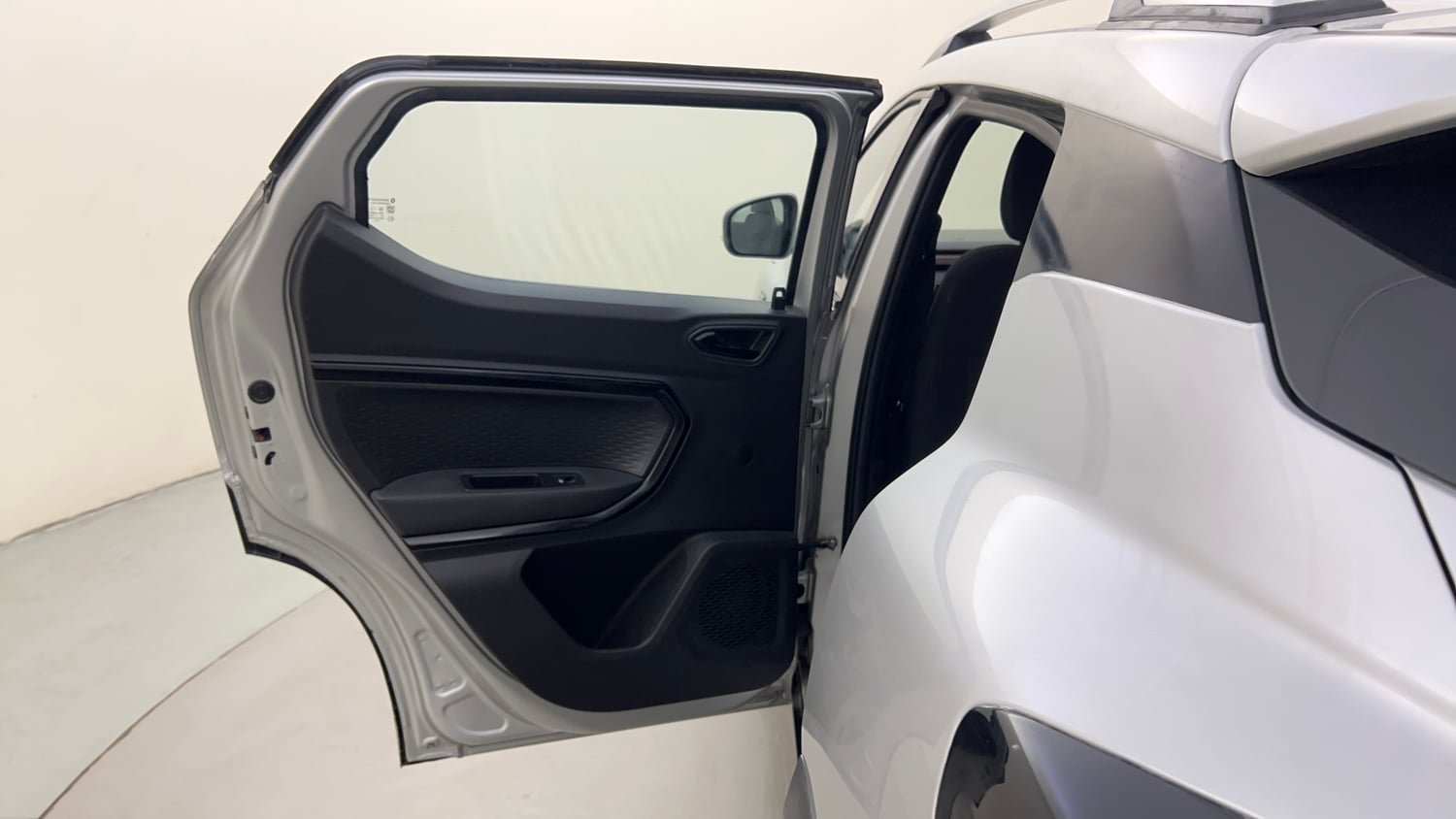 Used 2023 Renault Kiger RXZ MT Petrol Manual interior LEFT REAR DOOR OPEN VIEW