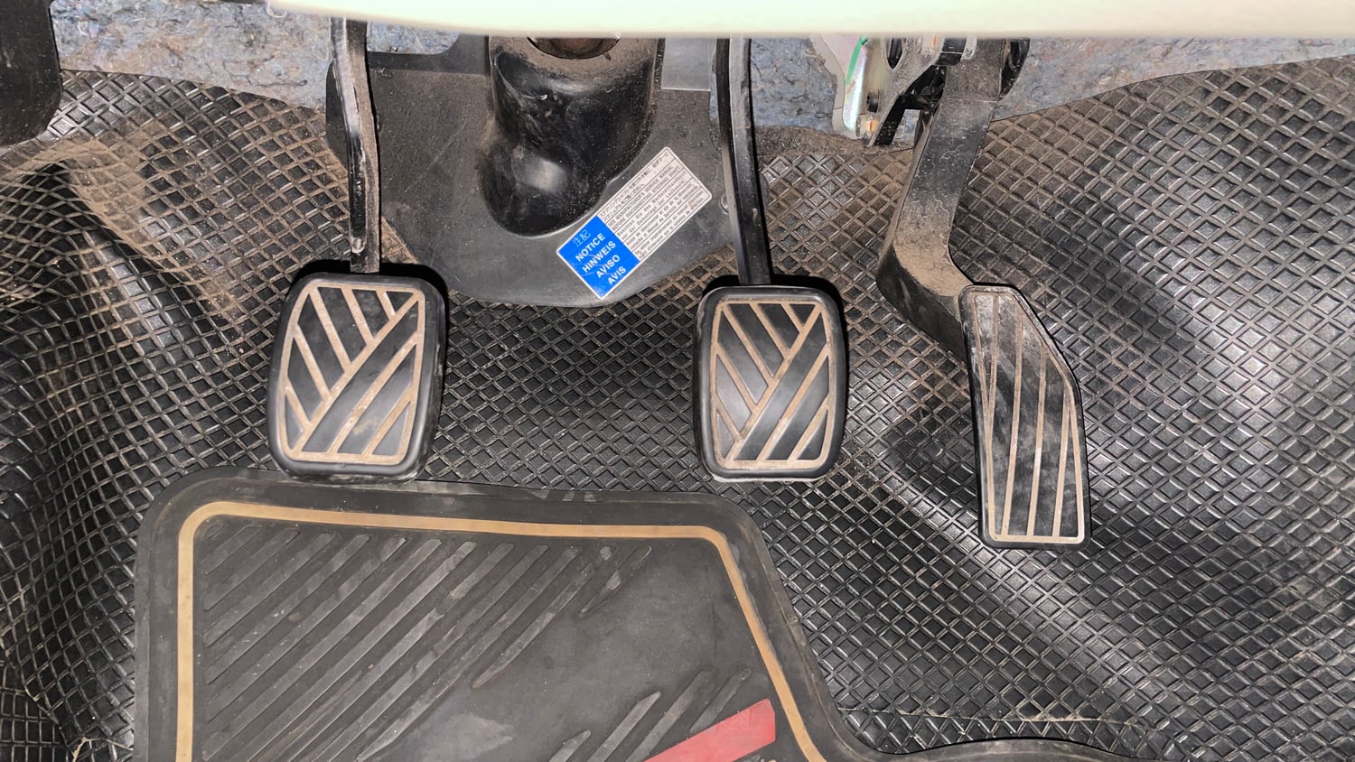 Used 2017 Maruti Suzuki Celerio ZXi Petrol Manual interior PEDALS VIEW