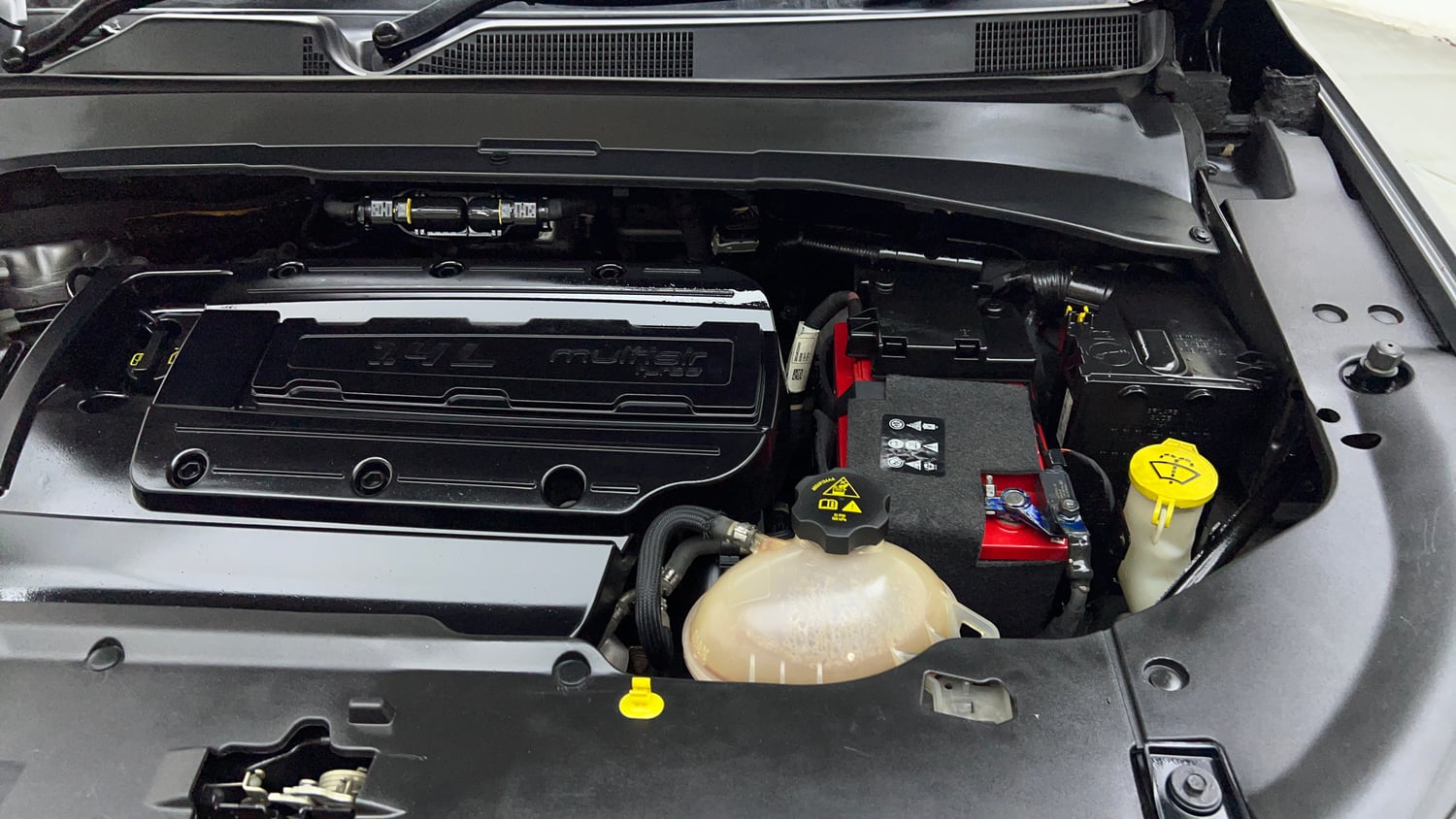Used 2019 Jeep Compass Longitude (O) 1.4 Petrol AT Petrol Automatic engine ENGINE LEFT SIDE VIEW