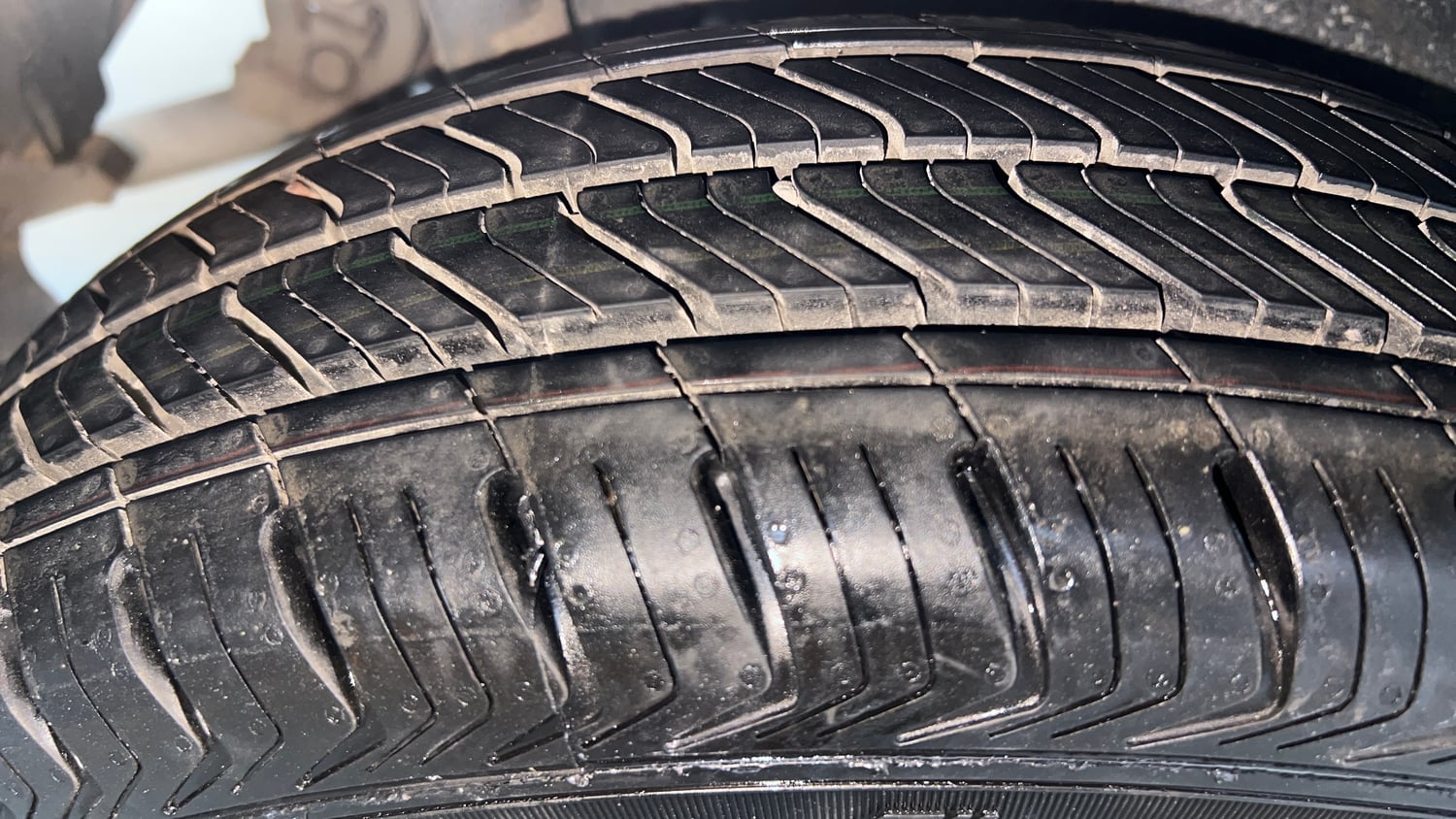 Used 2015 Maruti Suzuki Wagon R VXI Petrol Manual tyres RIGHT REAR TYRE TREAD VIEW