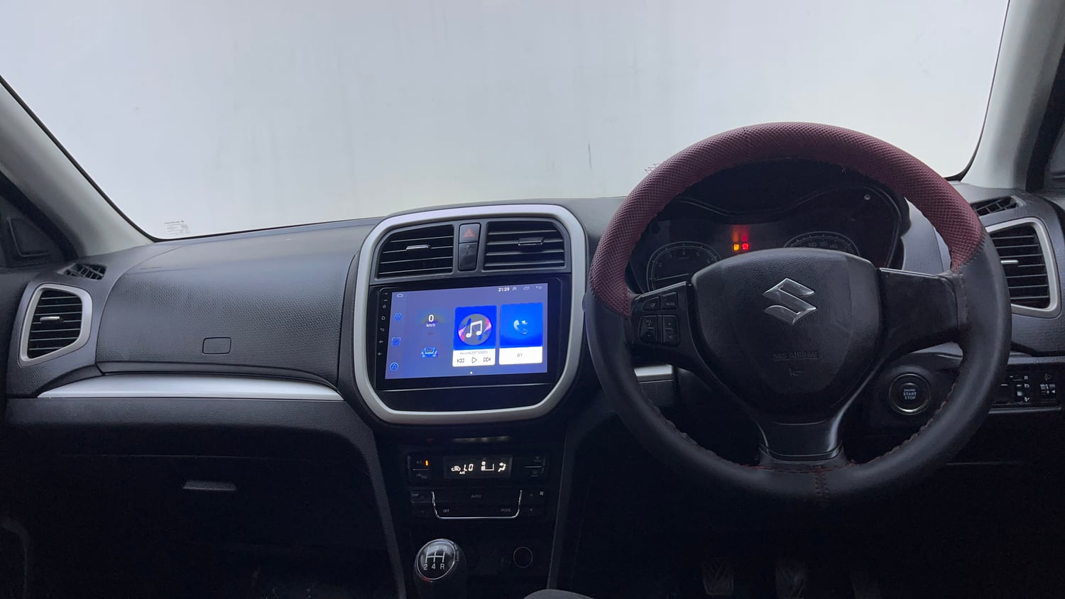 Used 2020 maruti-suzuki Vitara Brezza VXi Petrol Manual interior DASHBOARD VIEW