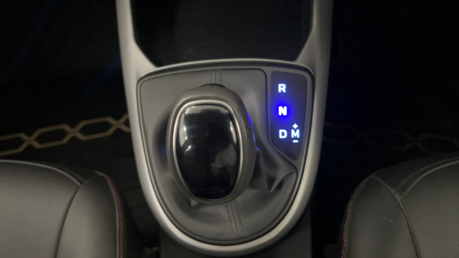 Used 2021 Hyundai Grand i10 Nios Sportz AMT 1.2 Kappa VTVT Petrol Automatic interior GEAR  KNOB VIEW