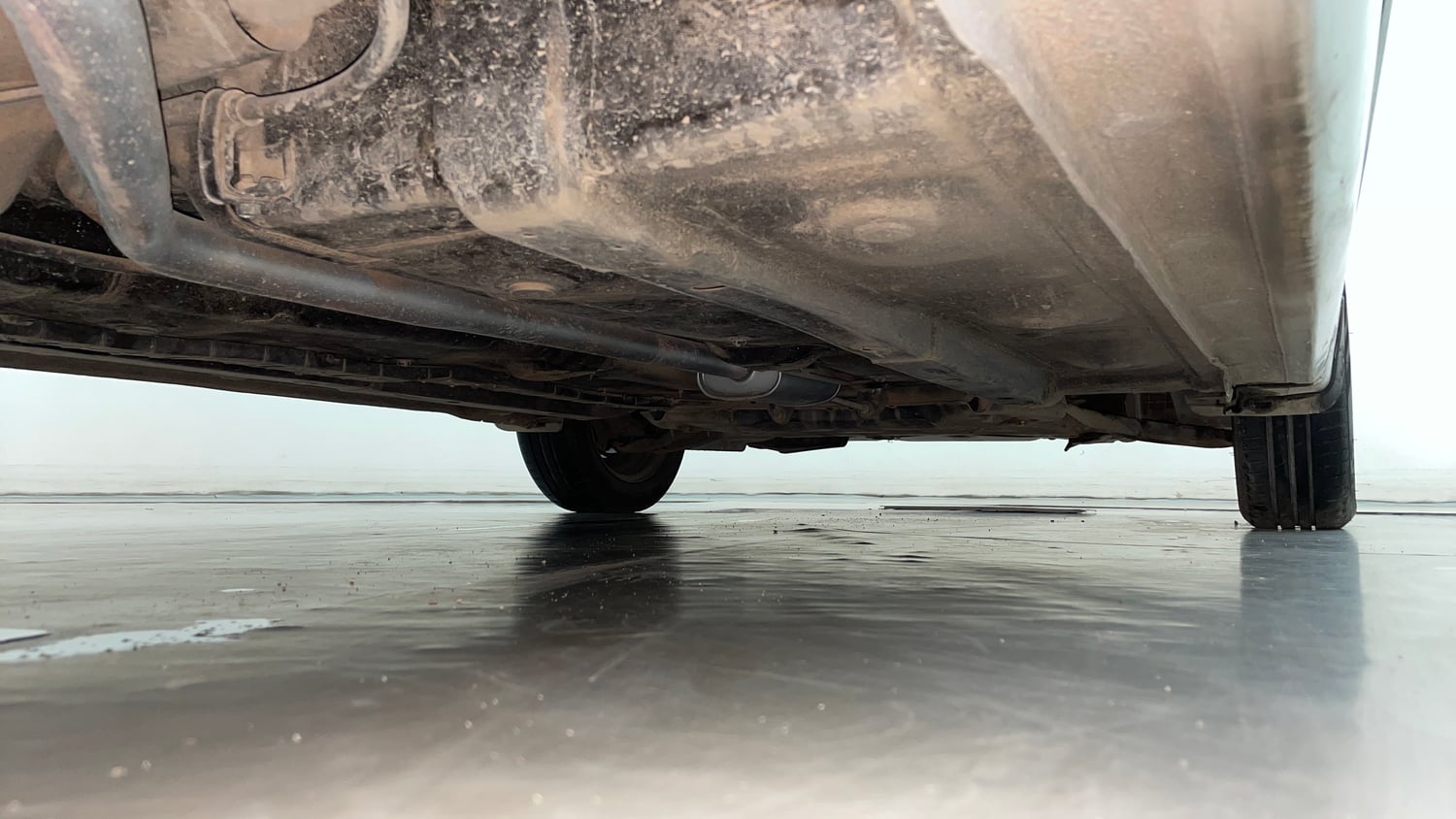 Used 2015 Hyundai Grand i10 Sportz 1.2 Kappa VTVT Petrol Manual extra REAR RIGHT UNDERBODY VIEW