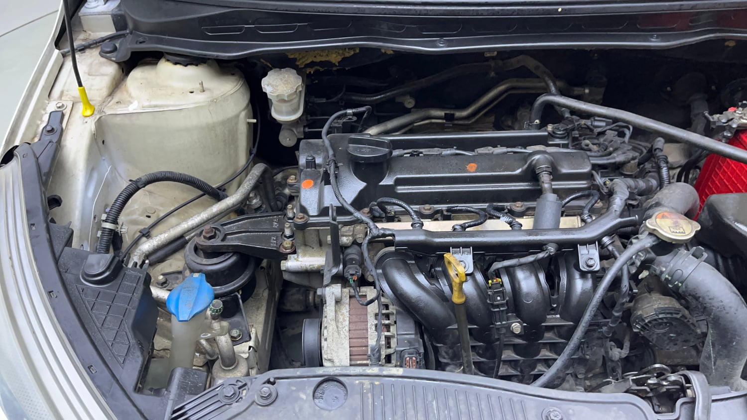 Used 2012 Hyundai i20 Asta 1.2 Petrol Manual engine ENGINE RIGHT SIDE VIEW