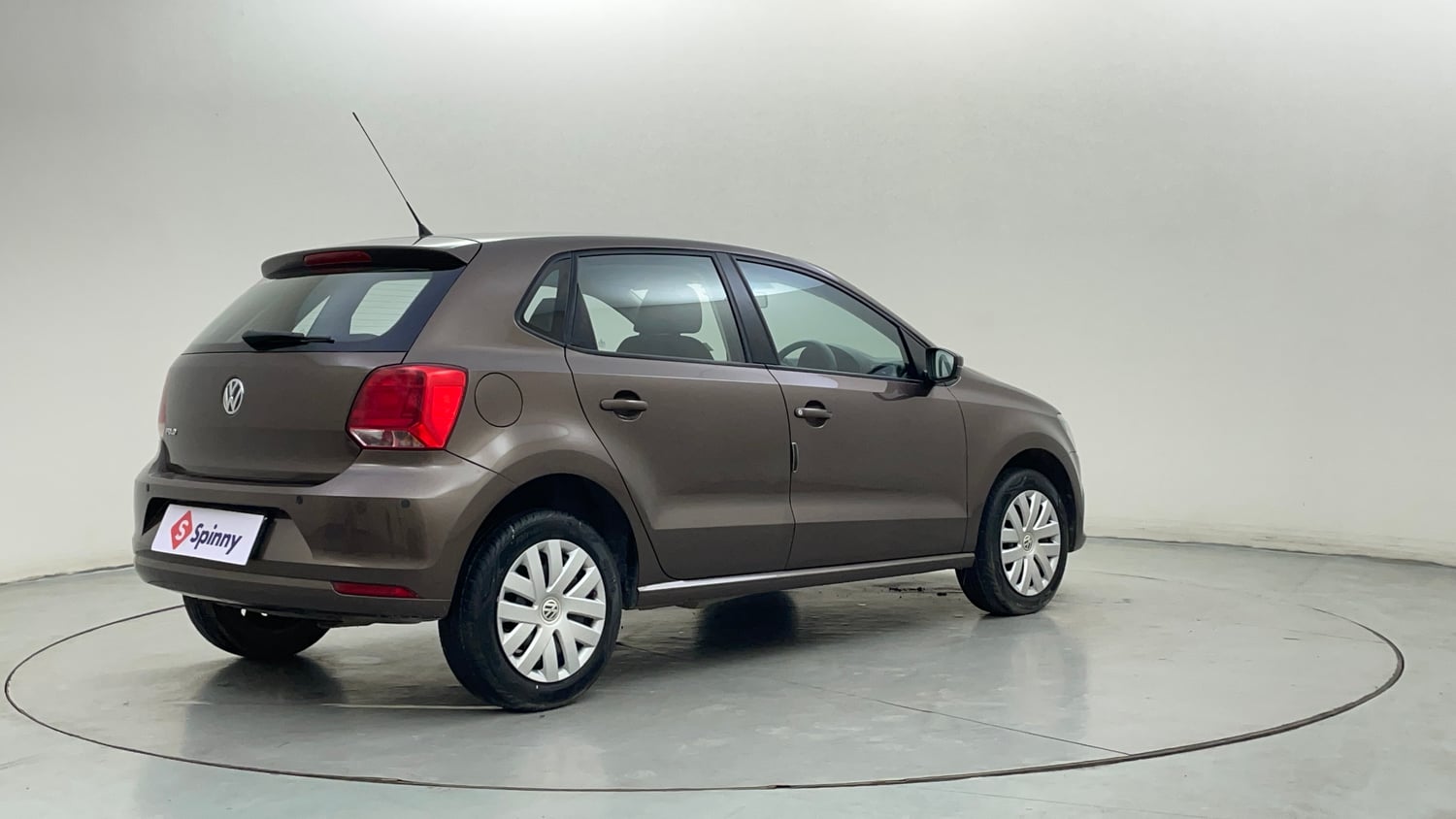 Used 2016 Volkswagen Polo Comfortline 1.2L (P) Petrol Manual exterior RIGHT REAR CORNER VIEW