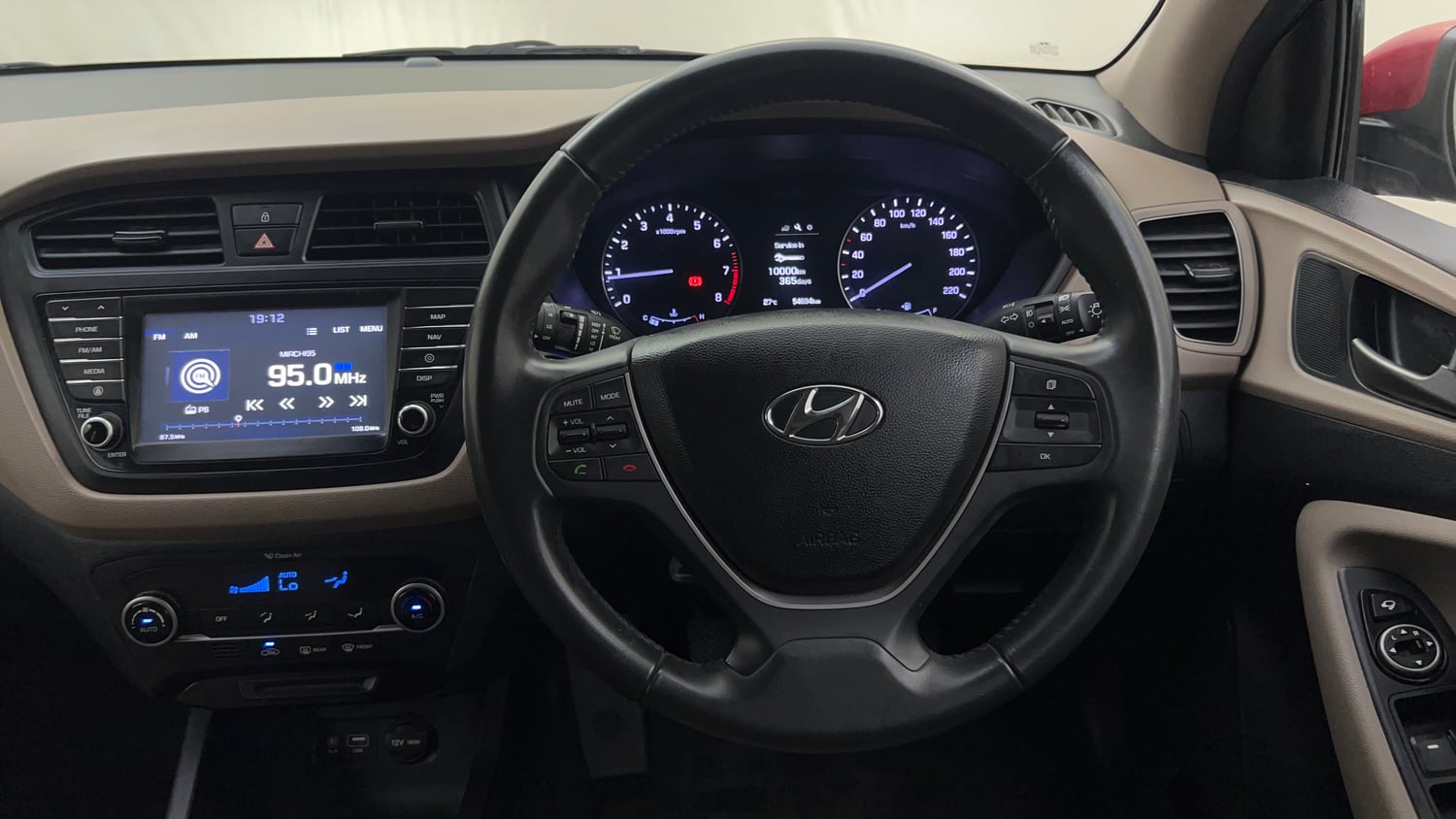 Used 2016 Hyundai Elite i20 Asta 1.2 Petrol Manual interior STEERING VIEW