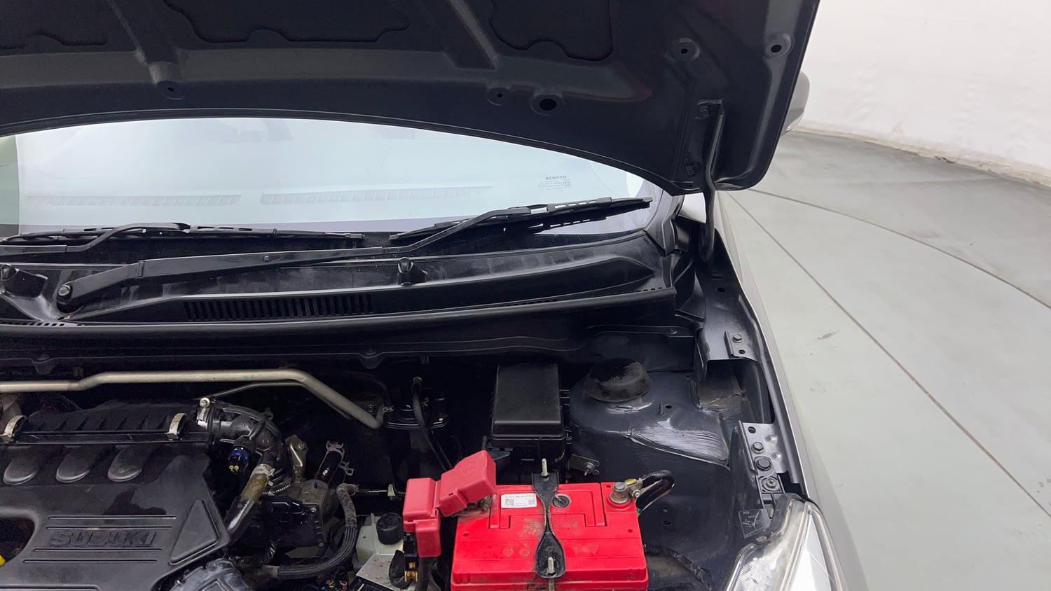 Used 2018 Maruti Suzuki Celerio ZXi (O) AMT Petrol Automatic engine ENGINE LEFT SIDE HINGE & APRON VIEW