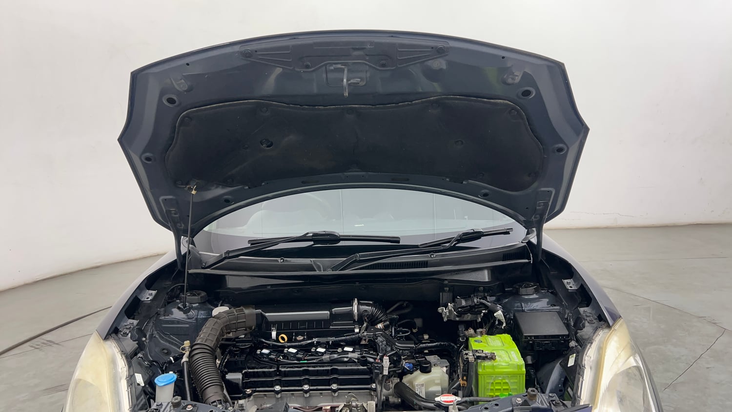 Used 2018 Maruti Suzuki Swift ZXi AMT Petrol Automatic engine ENGINE & BONNET OPEN FRONT VIEW