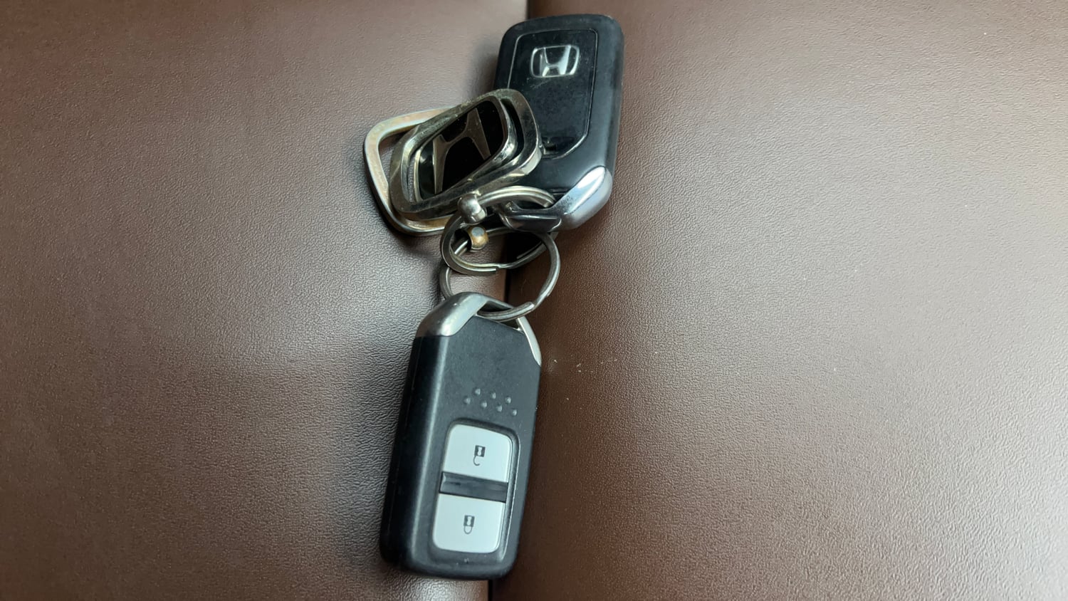 Used 2023 Honda Elevate VX MT Petrol Manual extra CAR KEY VIEW