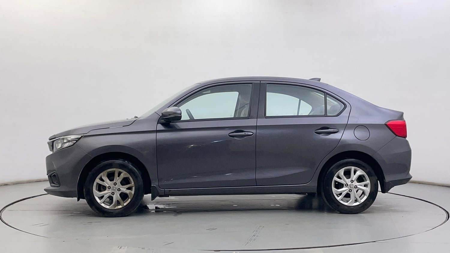 Used 2019 Honda Amaze 1.2 VX MT Petrol Petrol Manual exterior LEFT SIDE VIEW