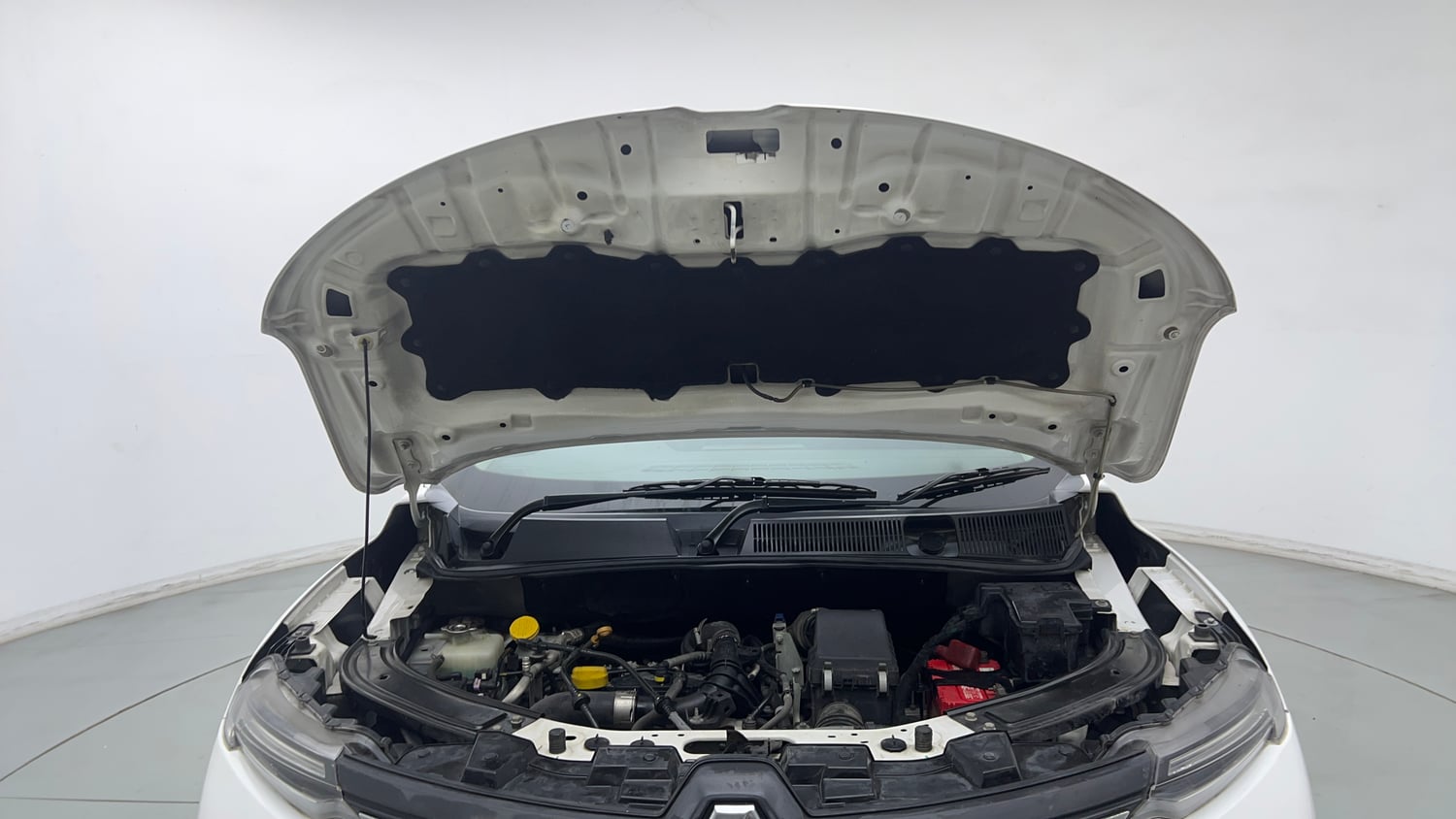 Used 2021 Renault Kiger RXZ Turbo CVT Petrol Automatic engine ENGINE & BONNET OPEN FRONT VIEW