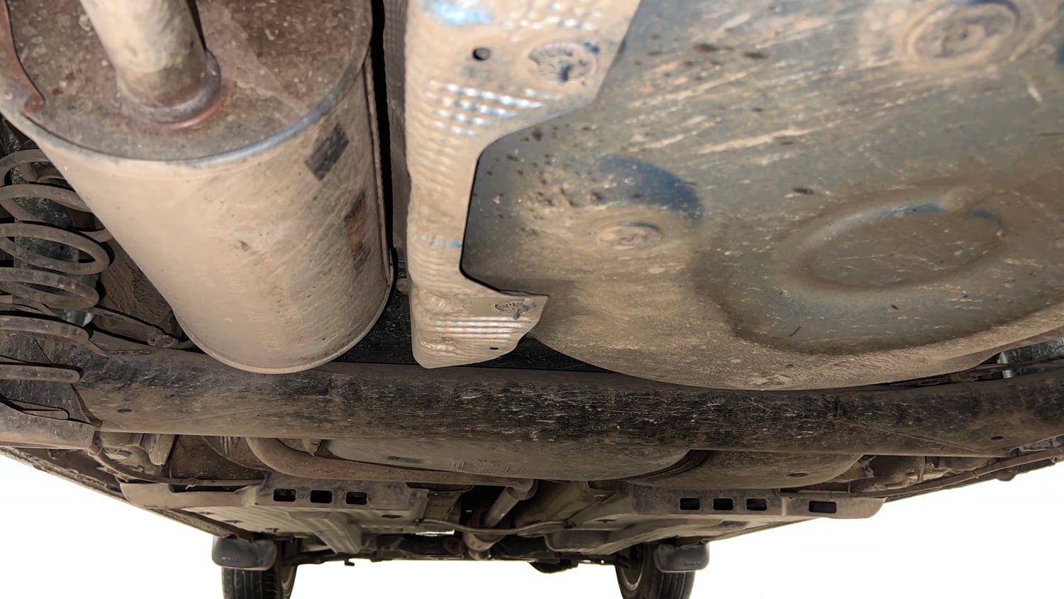 Used 2014 Volkswagen Polo Highline1.2L (P) Petrol Manual extra REAR UNDERBODY VIEW (TAKEN FROM REAR)