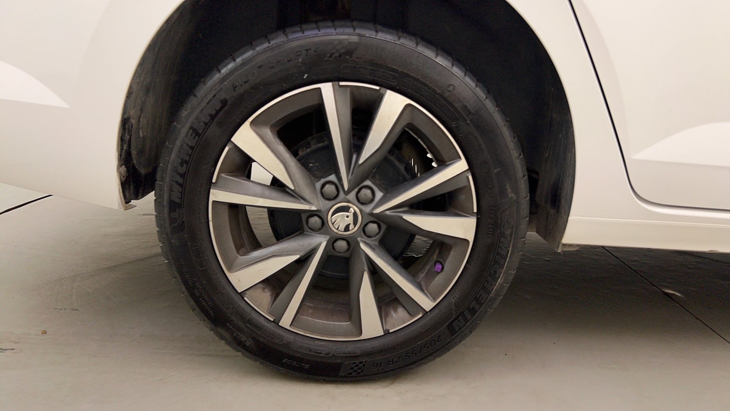 Used 2024 Skoda Slavia Style 1.5L TSI DSG Petrol Automatic tyres RIGHT REAR TYRE RIM VIEW