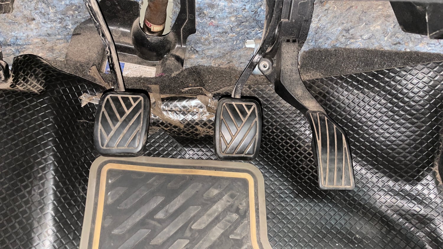 Used 2018 Maruti Suzuki S-Cross Alpha 1.3 Diesel Manual interior PEDALS VIEW