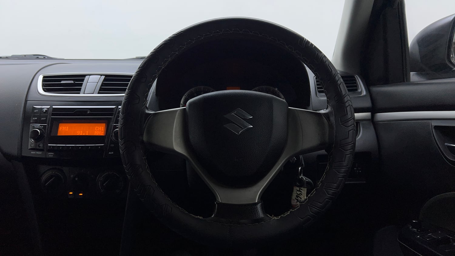 Used 2016 Maruti Suzuki Swift VXi Petrol Manual interior STEERING VIEW