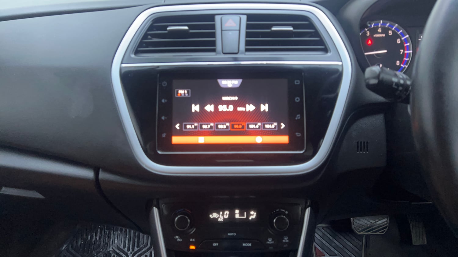 Used 2021 Maruti Suzuki S-Cross Zeta AT Petrol Automatic interior MUSIC SYSTEM & AC CONTROL VIEW