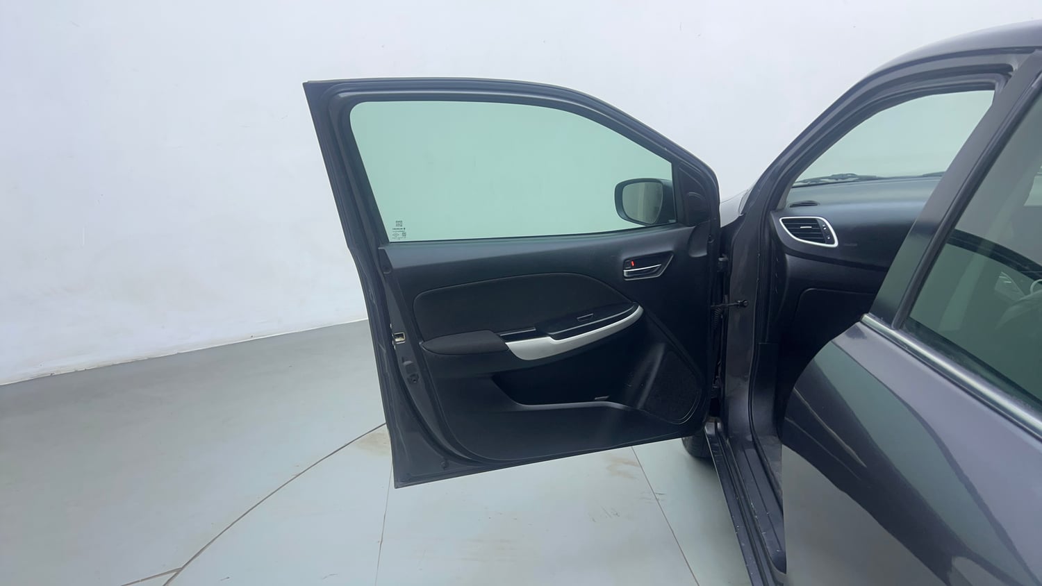 Used 2019 Maruti Suzuki Baleno Alpha 1.2 Petrol Manual interior LEFT FRONT DOOR OPEN VIEW