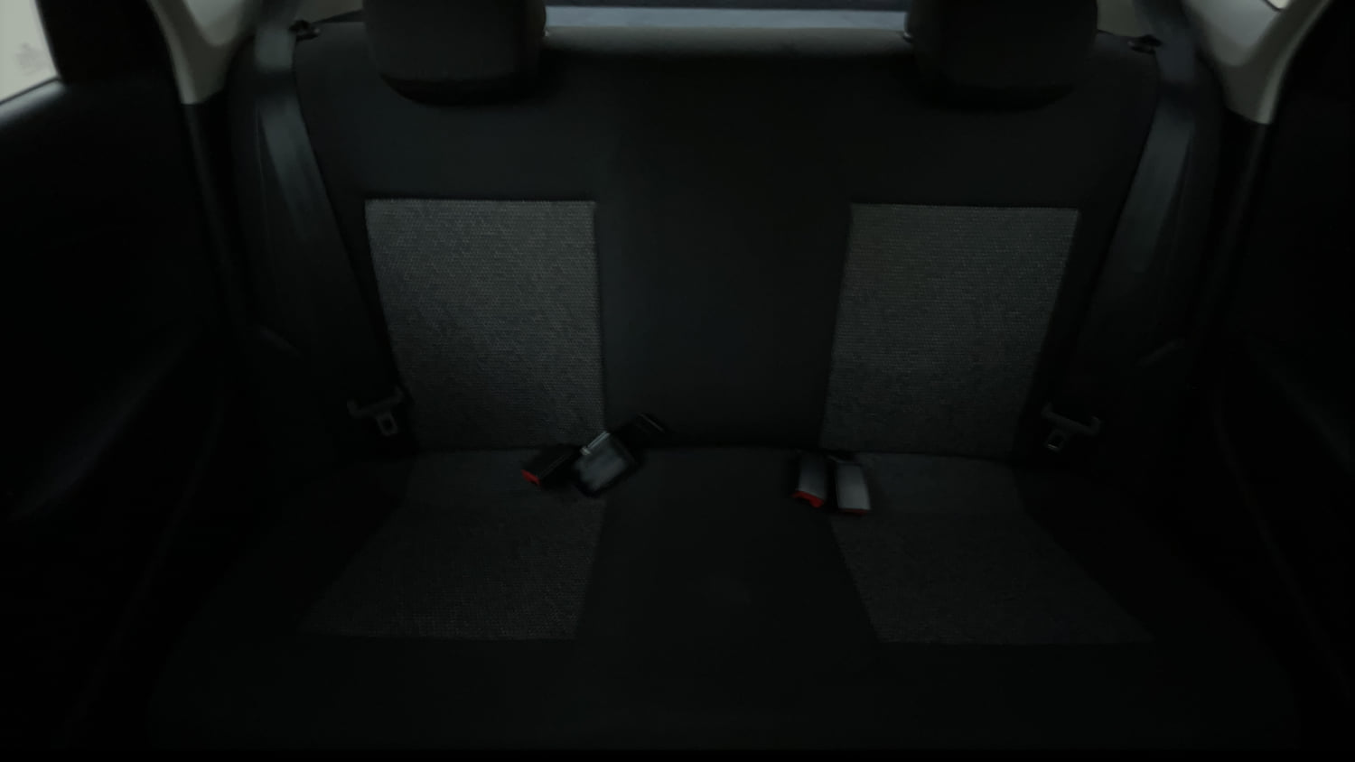 Used 2016 Volkswagen Polo Comfortline 1.2L (P) Petrol Manual interior REAR SEAT CONDITION VIEW