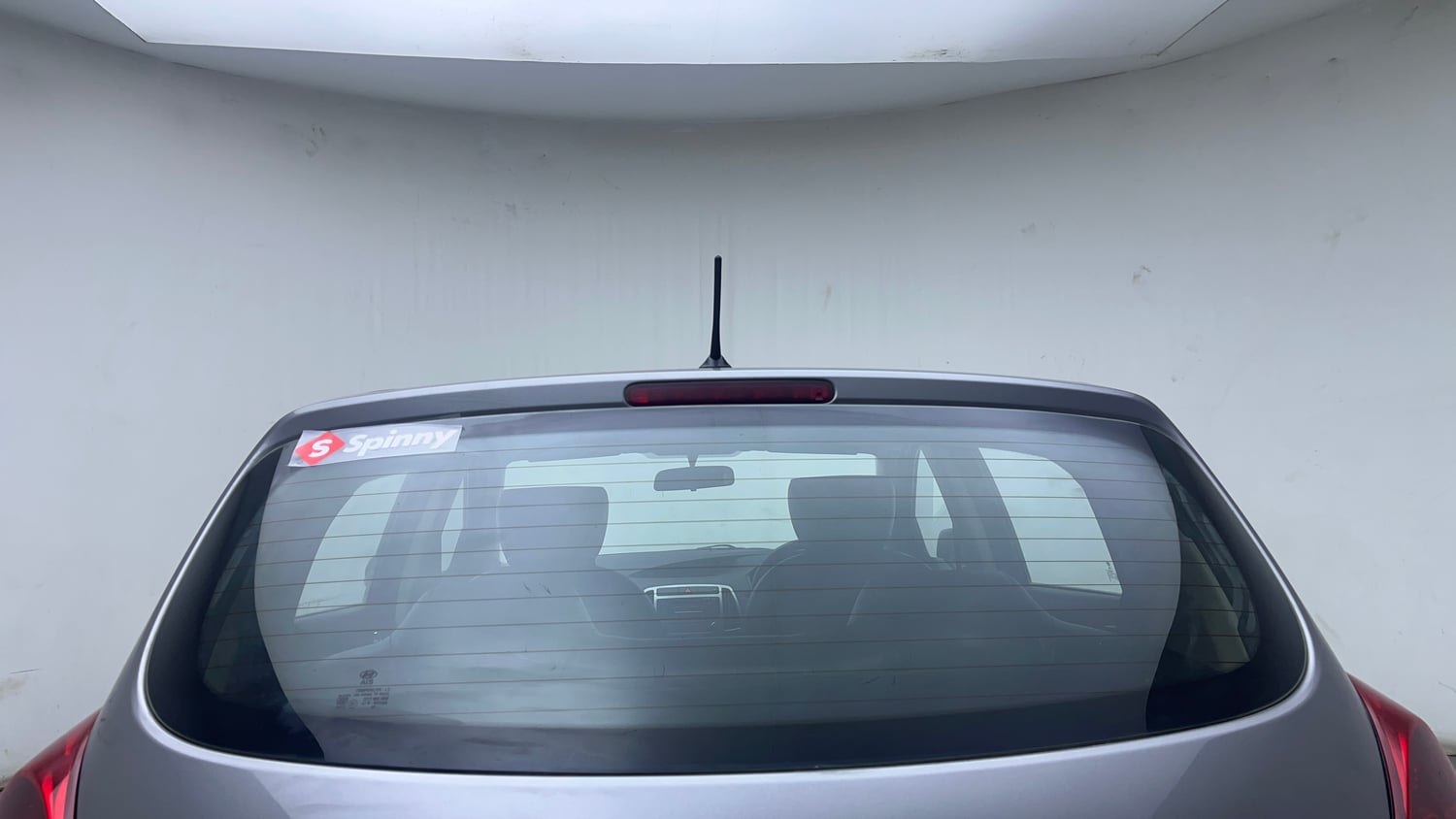 Used 2014 Hyundai i20 Magna 1.2 Petrol Manual exterior BACK WINDSHIELD VIEW