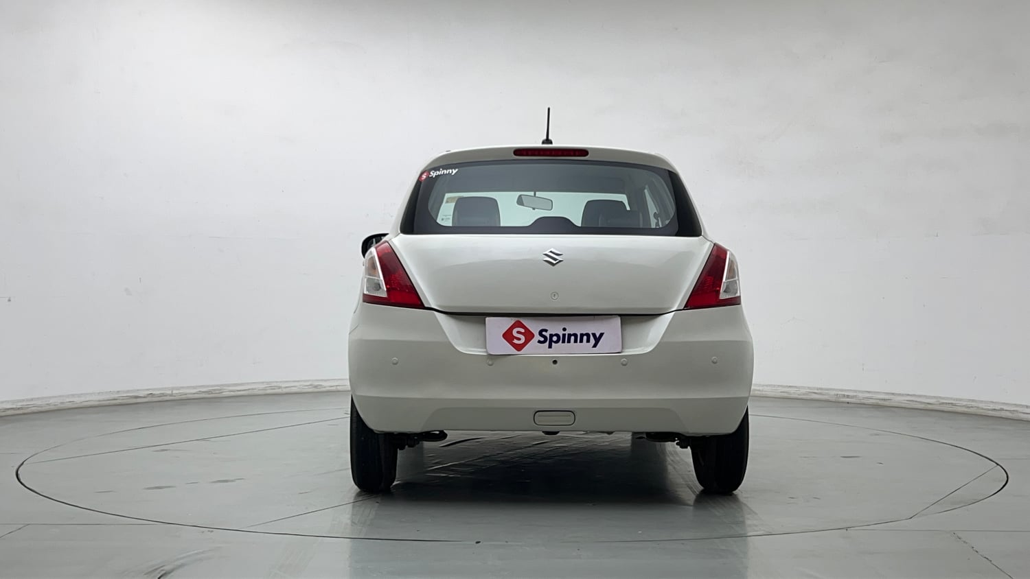 Used 2017 Maruti Suzuki Swift Lxi (O) Petrol Manual exterior BACK VIEW