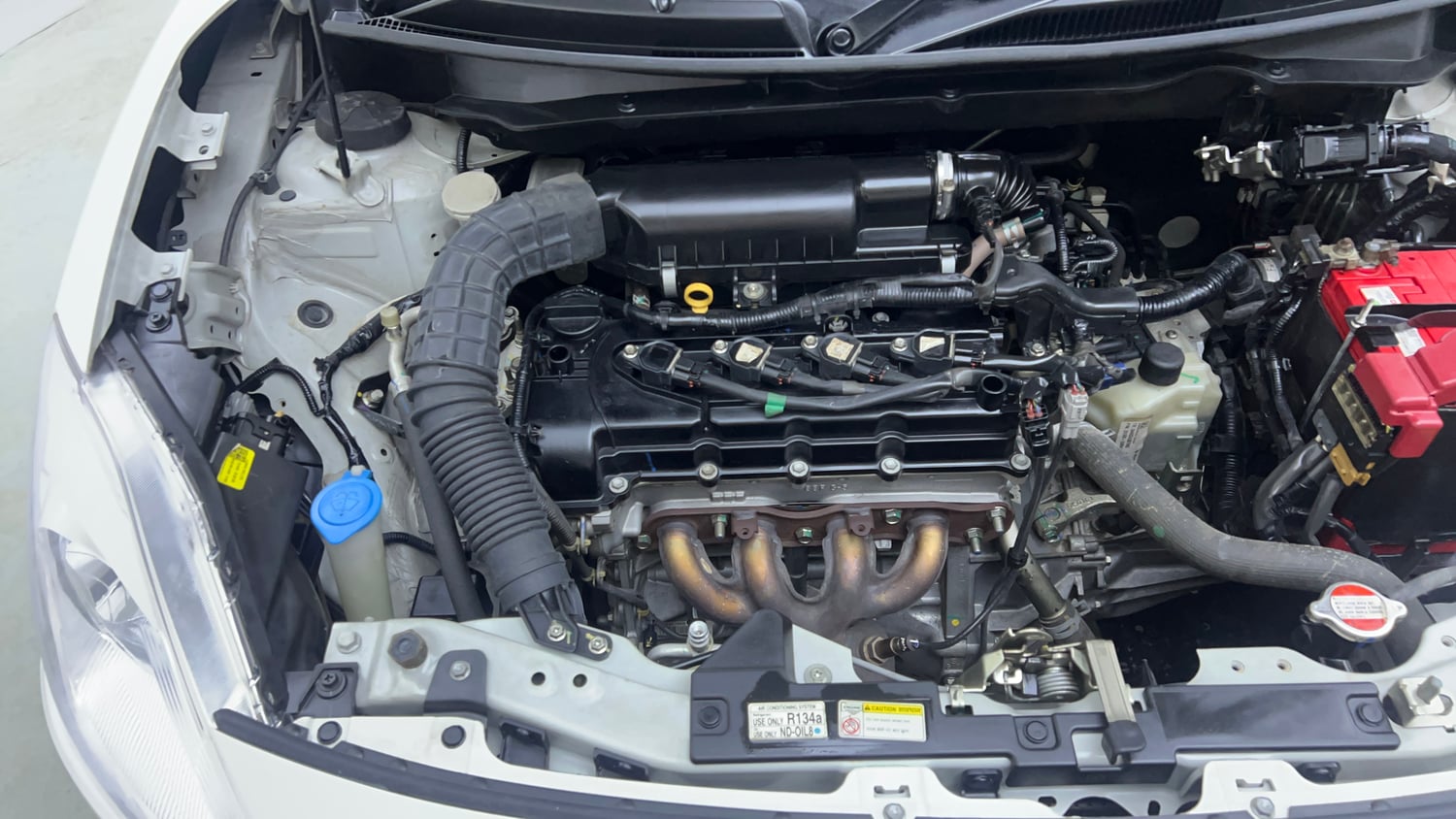 Used 2020 Maruti Suzuki Swift ZXi AMT Petrol Automatic engine ENGINE RIGHT SIDE VIEW