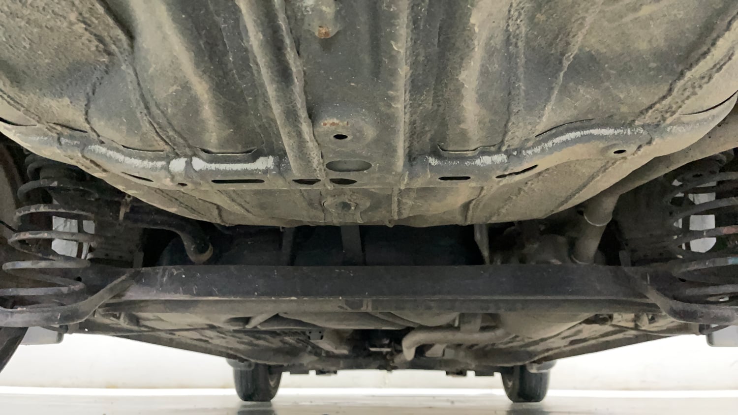 Used 2023 Honda Amaze VX MT 1.2 Petrol Petrol Manual extra REAR UNDERBODY VIEW (TAKEN FROM REAR)