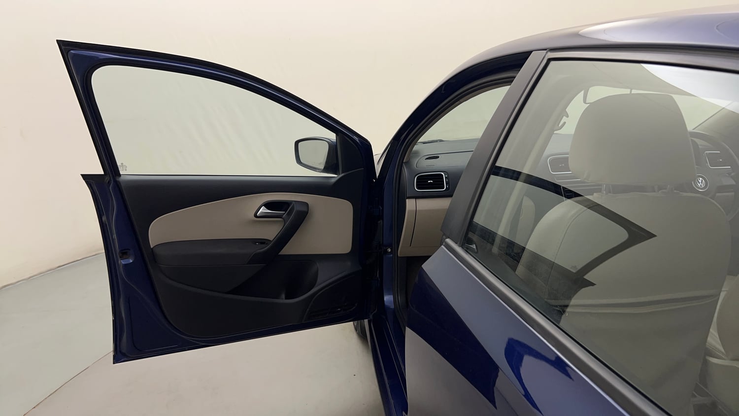 Used 2014 Volkswagen Polo Highline1.2L (P) Petrol Manual interior LEFT FRONT DOOR OPEN VIEW