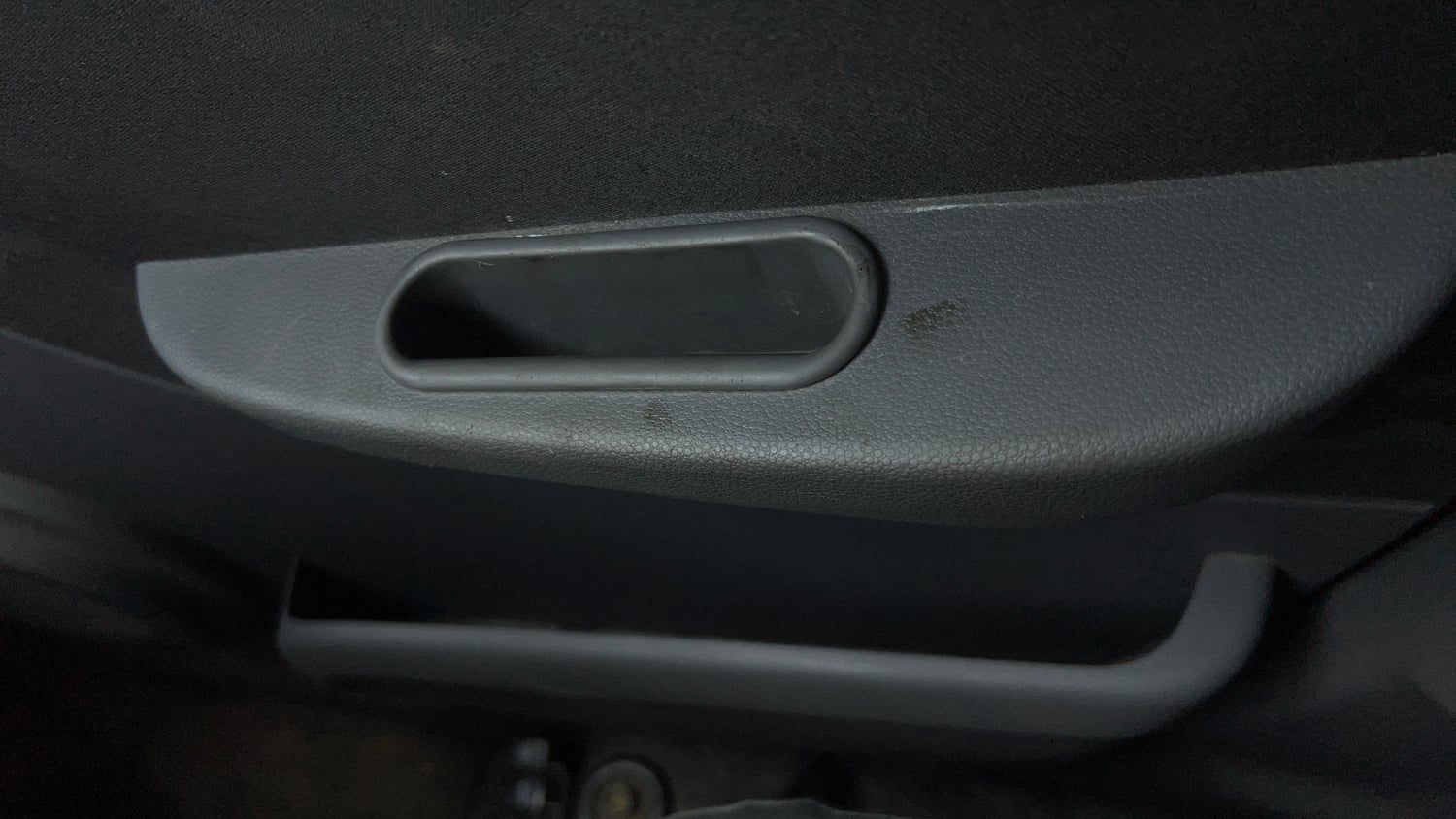 Used 2013 Maruti Suzuki Alto 800 Lxi Petrol Manual top_features Door pockets
