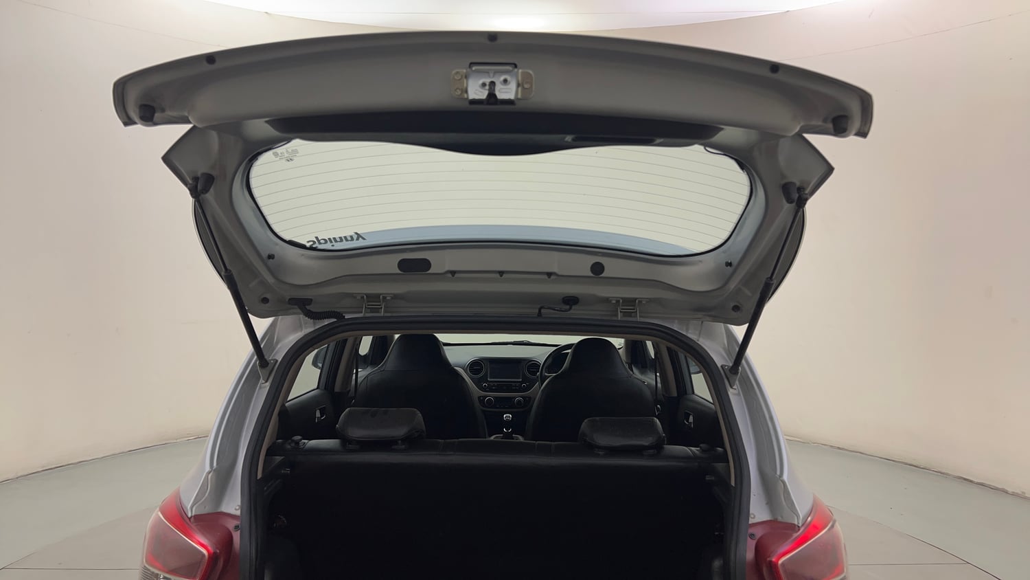Used 2019 Hyundai Grand i10 Asta 1.2 Kappa VTVT Petrol Manual interior DICKY DOOR OPEN VIEW