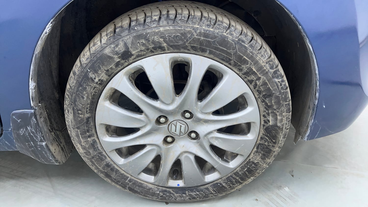 Used 2017 Maruti Suzuki Baleno Zeta 1.2 Petrol Manual tyres RIGHT FRONT TYRE RIM VIEW