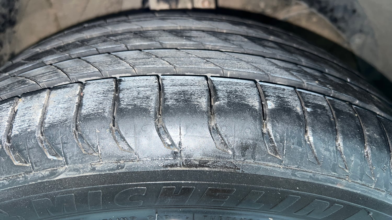 Used 2019 Maruti Suzuki Baleno Zeta Petrol Manual tyres RIGHT FRONT TYRE TREAD VIEW