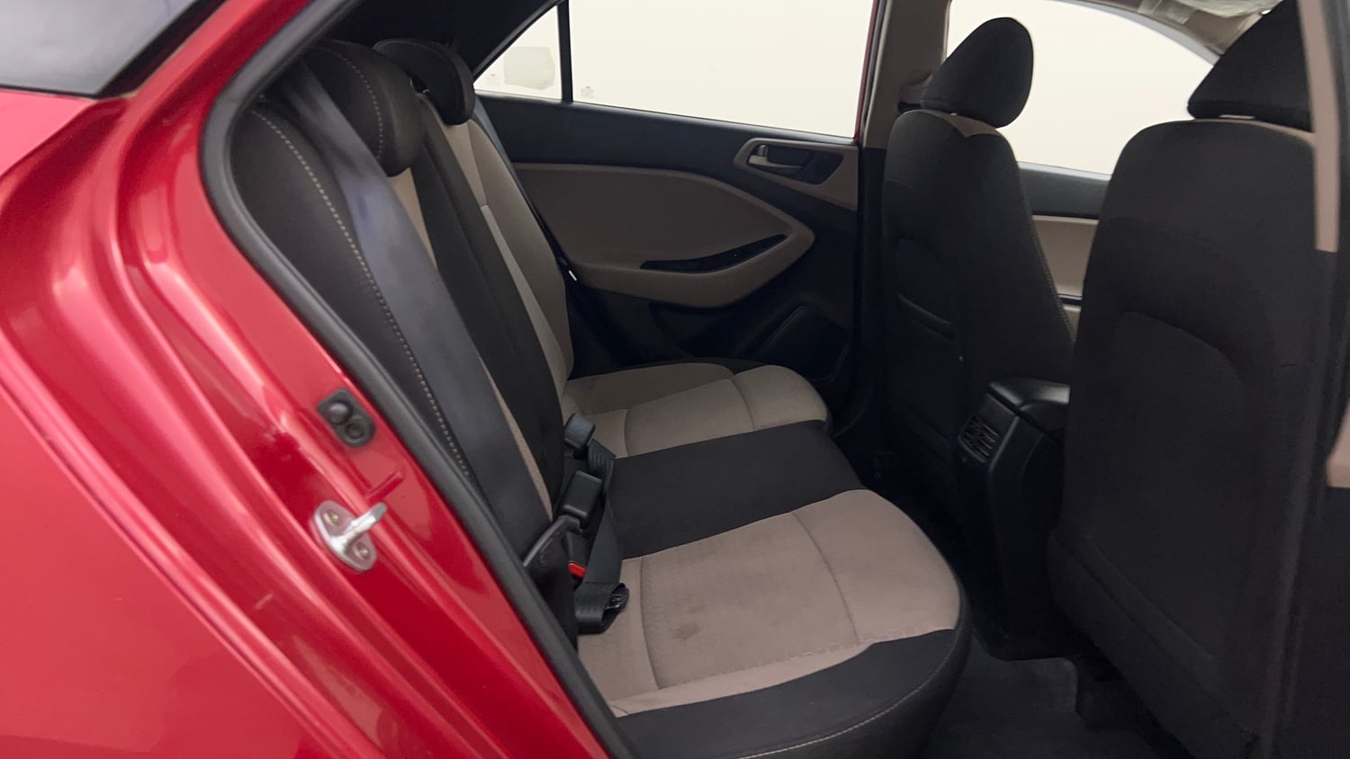 Used 2016 Hyundai Elite i20 Asta 1.2 Petrol Manual interior RIGHT SIDE REAR DOOR CABIN VIEW