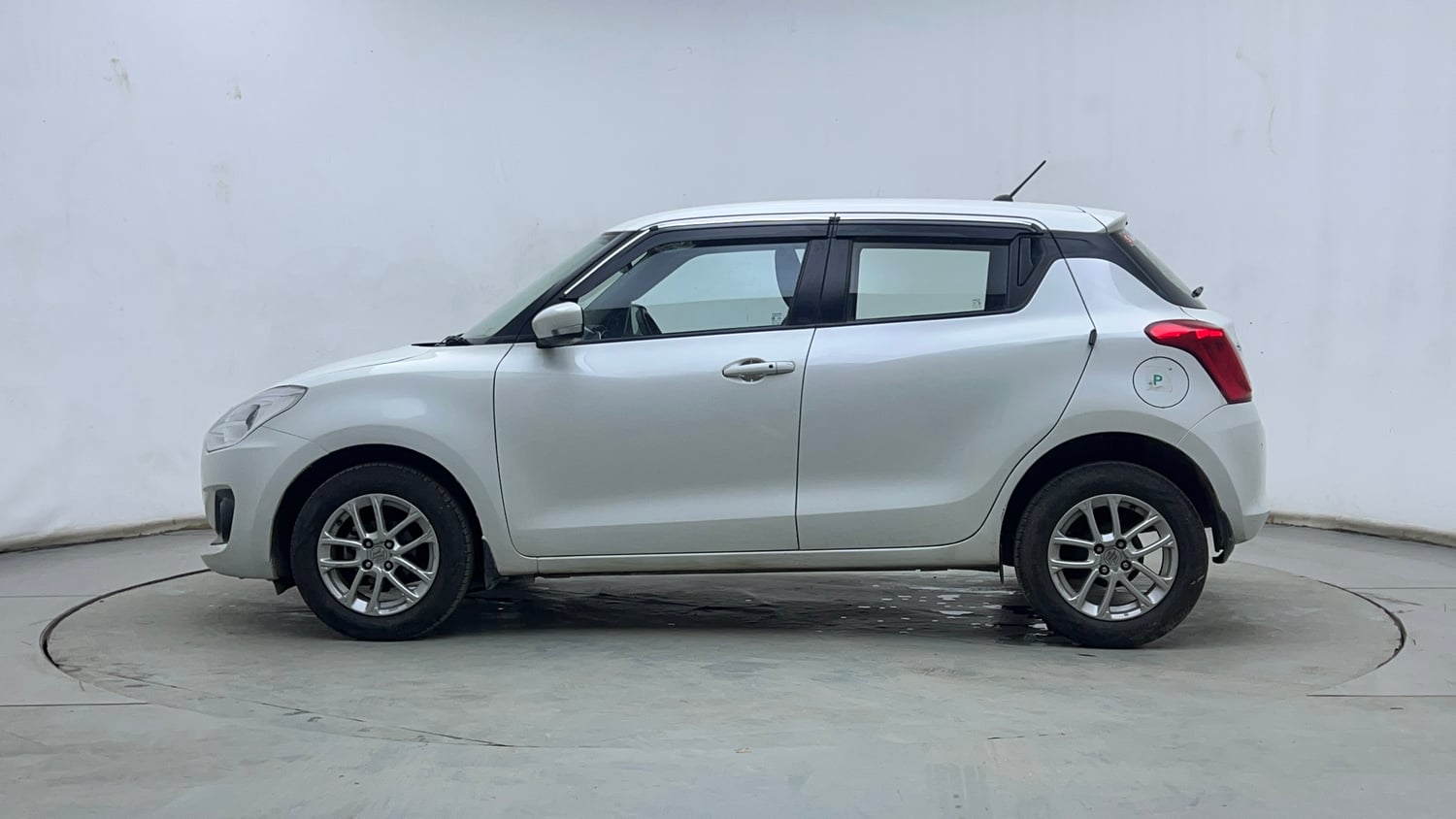 Used 2020 Maruti Suzuki Swift ZXi AMT Petrol Automatic exterior LEFT SIDE VIEW