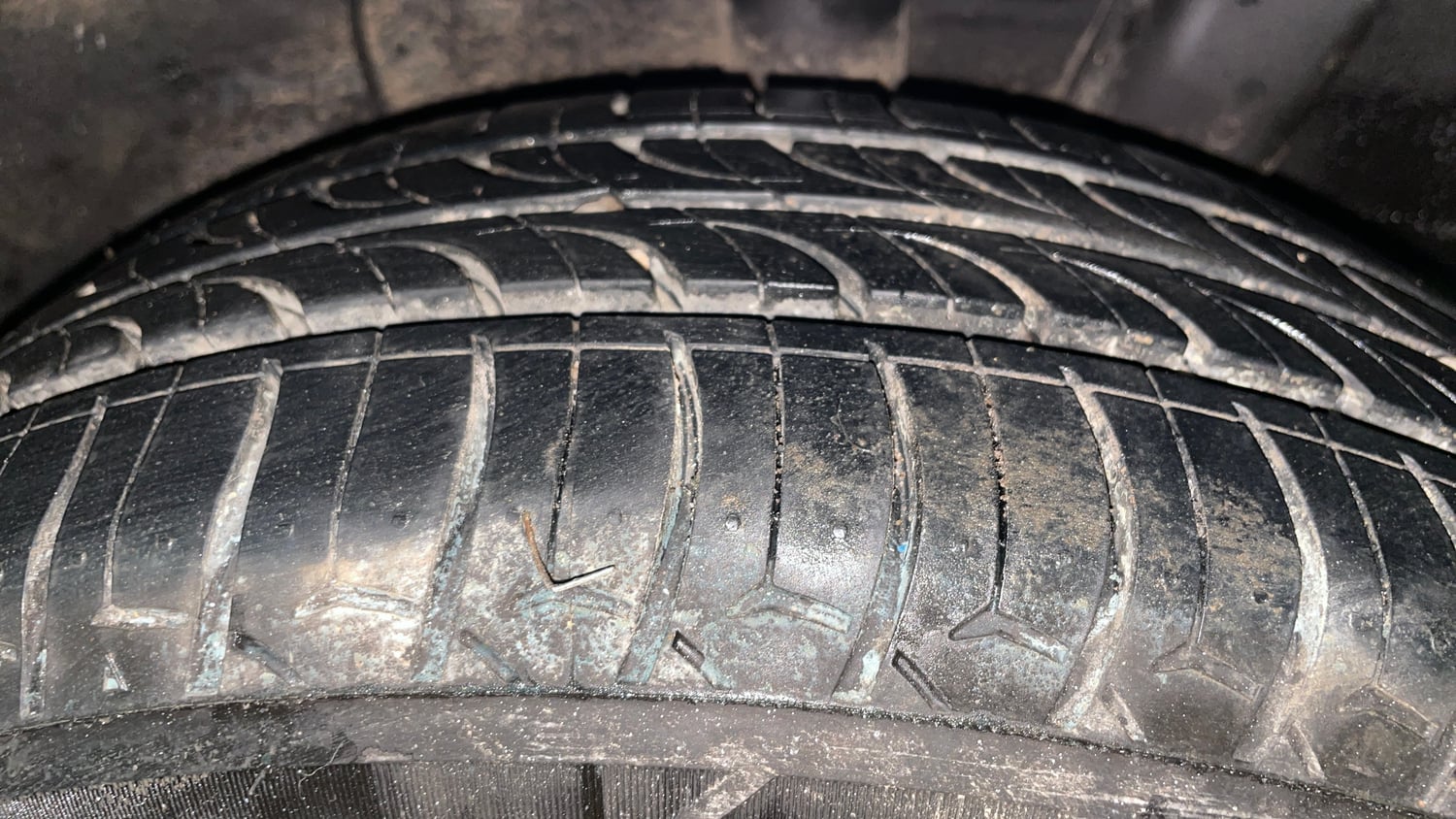 Used 2023 Hyundai Grand i10 Nios Magna 1.2 Kappa VTVT Petrol Manual tyres LEFT REAR TYRE TREAD VIEW